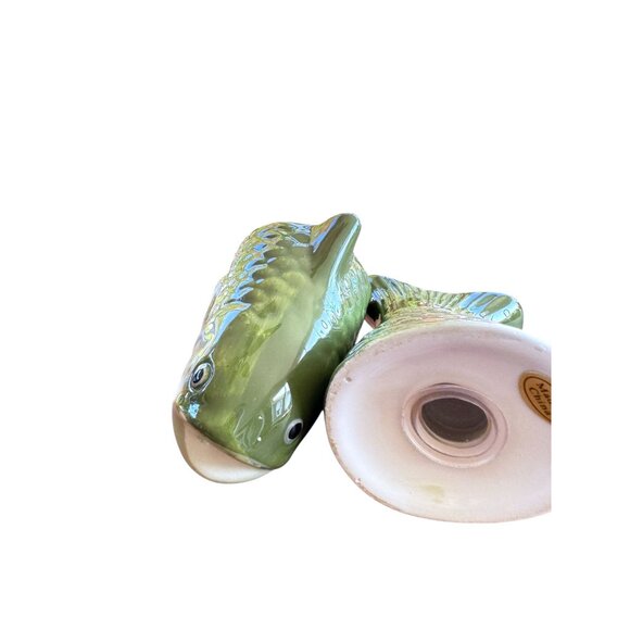 Bass Fish-Shaped Ceramic Salt & Pepper Shaker Set - Picture 4 of 7